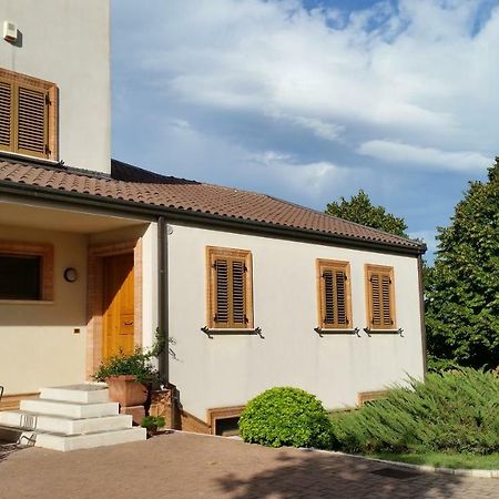 Il Mandorlo B&B Civitanova Alta Eksteriør bilde