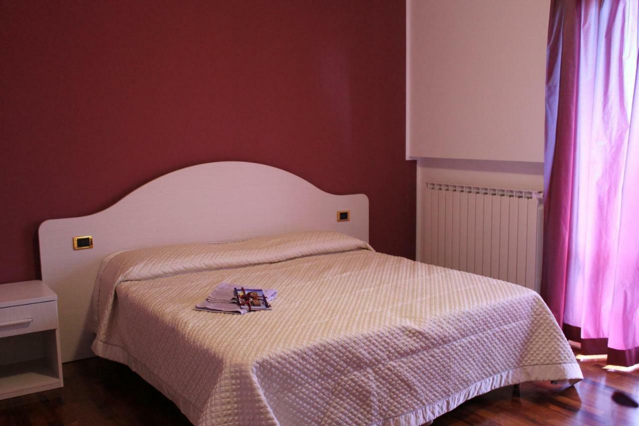 Il Mandorlo B&B Civitanova Alta Eksteriør bilde